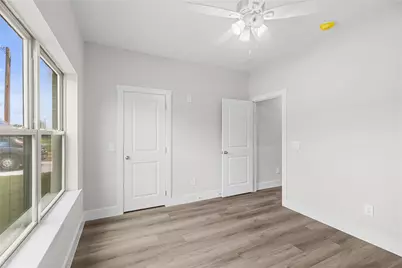 106 N Lackey Street, Tom Bean, TX 75489 - Photo 19