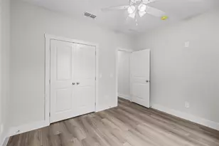 106 N Lackey St, Tom Bean, TX 75489 - Photo 17
