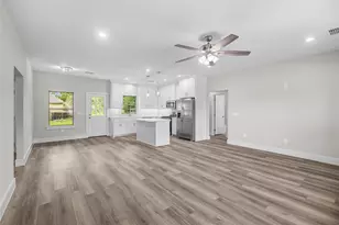 106 N Lackey St, Tom Bean, TX 75489 - Photo 3