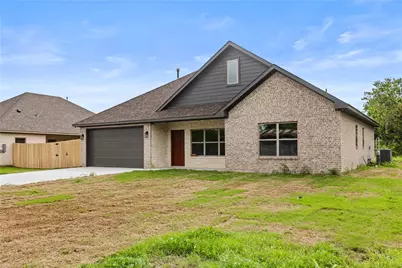 106 N Lackey Street, Tom Bean, TX 75489 - Photo 31