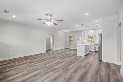 106 N Lackey Street, Tom Bean, TX 75489 - Photo 5