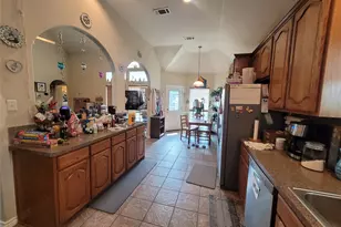 7113 Brekenridge Dr, Fort Worth, TX 76179 - Photo 11