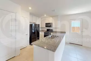 7205 Gray Wolf Ln, McKinney, TX 75071 - Photo 3
