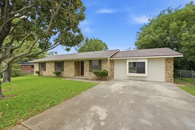 108 Loraine Street, Pottsboro, TX 75076 - Photo 3