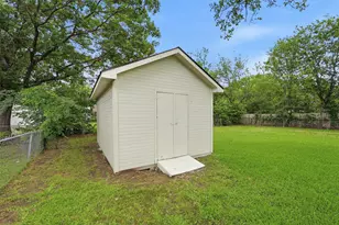 108 Loraine St, Pottsboro, TX 75076 - Photo 31