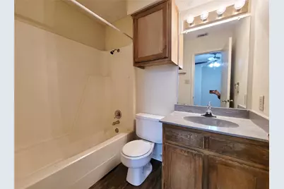 929 W Hickory Street #A8, Denton, TX 76201 - Photo 13