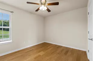 637 Hoffmeyer Ln, Robinson, TX 76706 - Photo 17