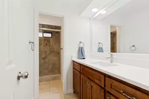 6204 Bronze Leaf Dr, Plano, TX 75023 - Photo 13