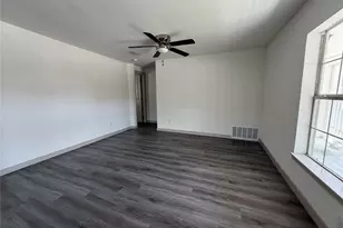 605 N Pine St, Roanoke, TX 76262 - Photo 3