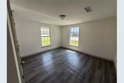 605 N Pine Street, Roanoke, TX 76262 - Photo 7