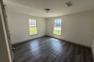 605 N Pine St, Roanoke, TX 76262 - Photo 7