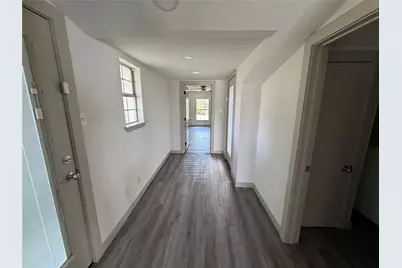 605 N Pine Street, Roanoke, TX 76262 - Photo 9