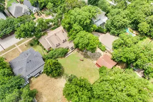 615 E Franklin St, Hillsboro, TX 76645 - Photo 25