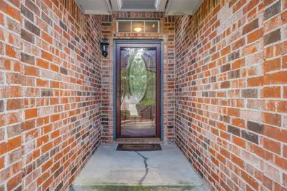 520 Chateau Court, Denton, TX 76209 - Photo 3