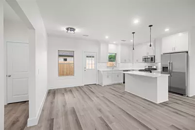 209 W Bonham Street, Tom Bean, TX 75489 - Photo 7