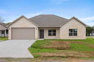 209 W Bonham St, Tom Bean, TX 75489 - Photo 3