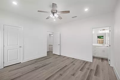 209 W Bonham Street, Tom Bean, TX 75489 - Photo 15