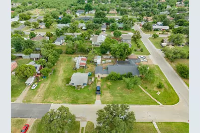 1211 W Hullum Street, Breckenridge, TX 76424 - Photo 31