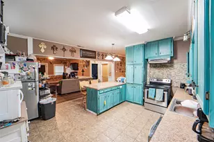 1211 W Hullum St, Breckenridge, TX 76424 - Photo 7