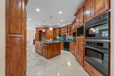 1340 Autumn Oaks Circle, China Spring, TX 76633 - Photo 13