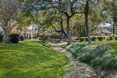 1340 Autumn Oaks Circle, China Spring, TX 76633 - Photo 33