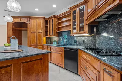 1340 Autumn Oaks Circle, China Spring, TX 76633 - Photo 15