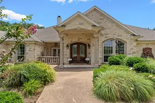1340 Autumn Oaks Cir, China Spring, TX 76633 - Photo 3