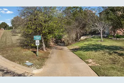 1340 Autumn Oaks Circle, China Spring, TX 76633 - Photo 35
