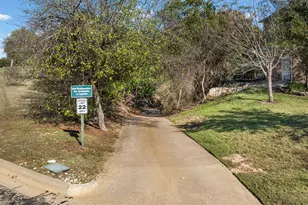 1340 Autumn Oaks Cir, China Spring, TX 76633 - Photo 35
