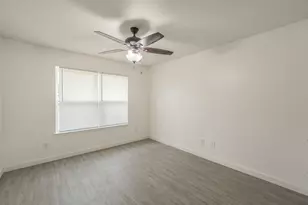 4405 Jenny Ln, Garland, TX 75042 - Photo 15