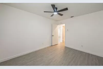 4405 Jenny Lane, Garland, TX 75042 - Photo 11