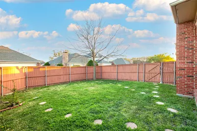 206 Howley Court, Irving, TX 75063 - Photo 23