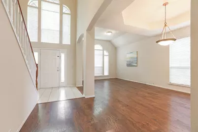 206 Howley Court, Irving, TX 75063 - Photo 5