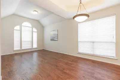 206 Howley Court, Irving, TX 75063 - Photo 3