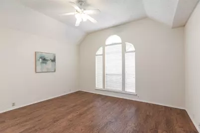 206 Howley Court, Irving, TX 75063 - Photo 11