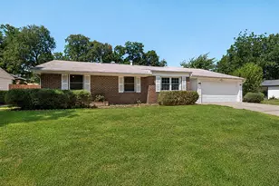 1410 Carswell Terrace, Arlington, TX 76010 - Photo 1