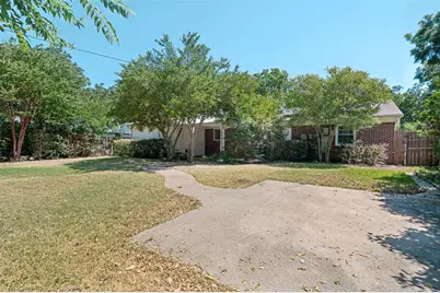 1410 Carswell Terrace, Arlington, TX 76010 - Photo 25