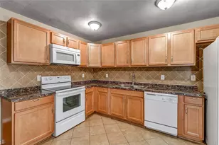 4804 Wagner Dr, The Colony, TX 75056 - Photo 7