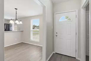 3909 Dogwood Ct, Fort Worth, TX 76137 - Photo 5