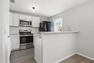 3909 Dogwood Ct, Fort Worth, TX 76137 - Photo 13