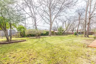 8556 Westfield Dr, Dallas, TX 75243 - Photo 21