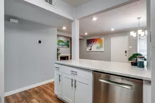 4317 Hartford St, Dallas, TX 75219 - Photo 15
