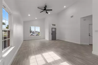 5120 Elgin Street, Fort Worth, TX 76105 - Photo 3