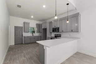 5120 Elgin St, Fort Worth, TX 76105 - Photo 7
