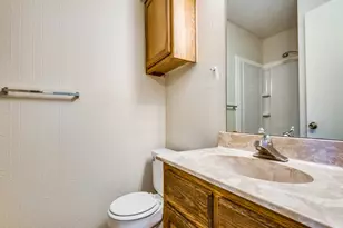 929 W Hickory St, Denton, TX 76201 - Photo 11