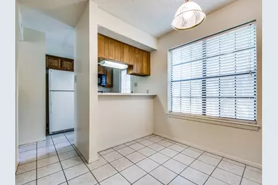 929 W Hickory Street #A10, Denton, TX 76201 - Photo 5