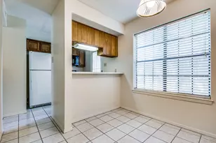 929 W Hickory St, Denton, TX 76201 - Photo 5