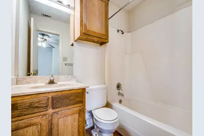 929 W Hickory Street #A10, Denton, TX 76201 - Photo 11
