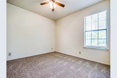 929 W Hickory Street #A10, Denton, TX 76201 - Photo 9
