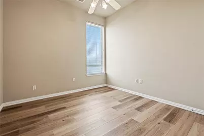 2204 Park Springs Boulevard, Arlington, TX 76013 - Photo 15